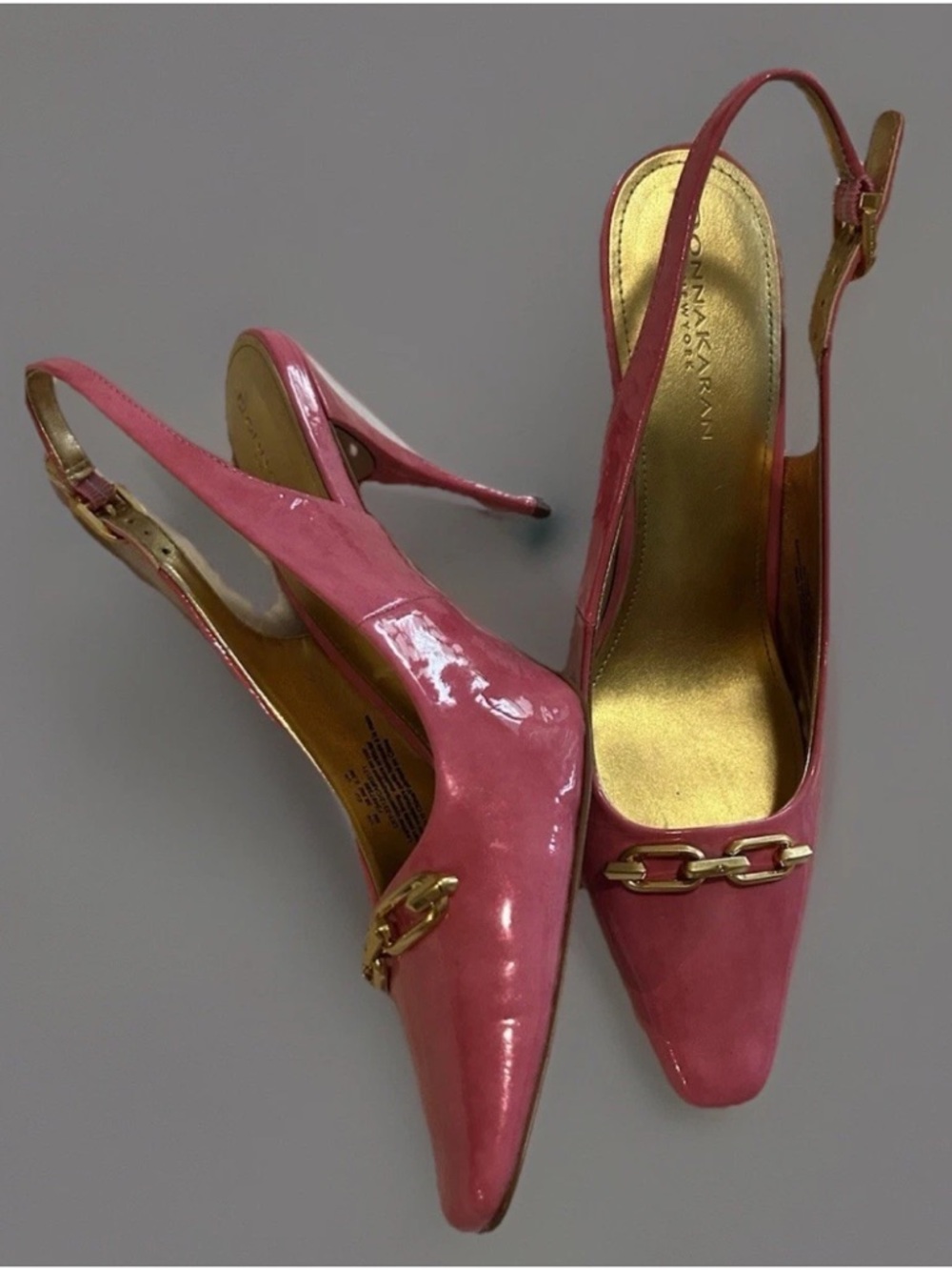 Donna Karan New York Sadrina Pink Patent Leather Slingback Heels Chain Bit 8.5